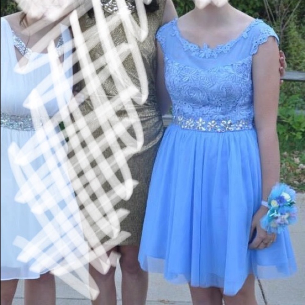 Light blue short lace and tulle formal dress